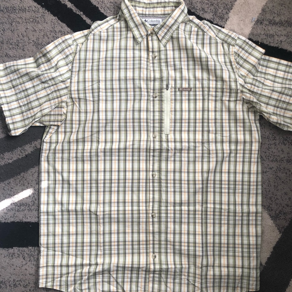 Columbia Men's Short Sleeve Plaid Button-Down Shirt - Green/White/Tan